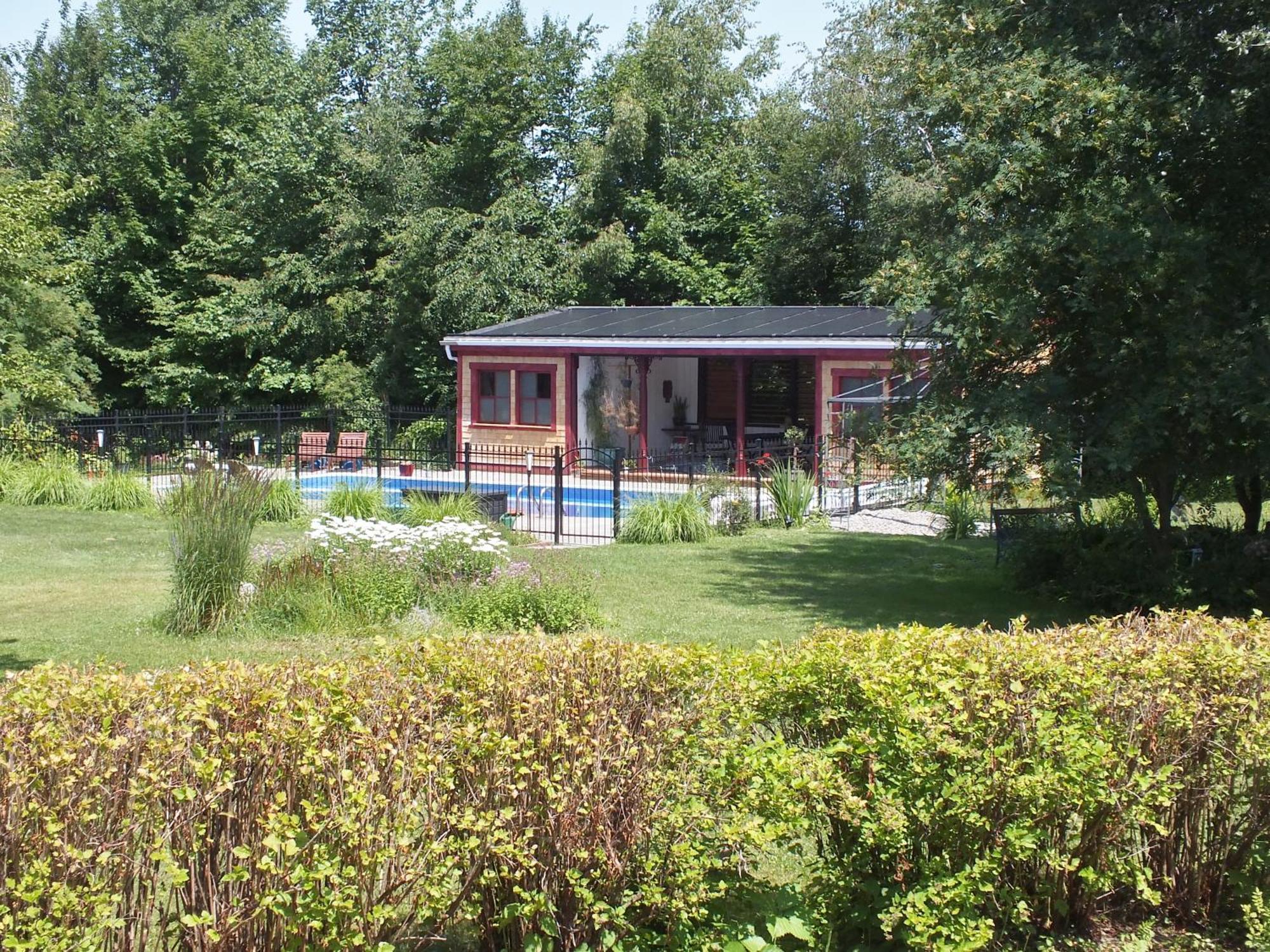 Auberge De Lotbiniere Bed & Breakfast Exterior photo